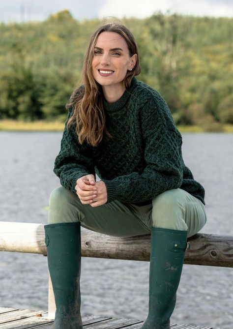 Aran Kildare Merino Wool Unisex Green Sweater - Aran Crafts Ireland Romantic Gamine Essence, Irish Knitting, Gamine Essence, Romantic Gamine, Nature Preschool, Irish Knitwear, Irish Clothing, Aran Cardigan, Irish Fashion