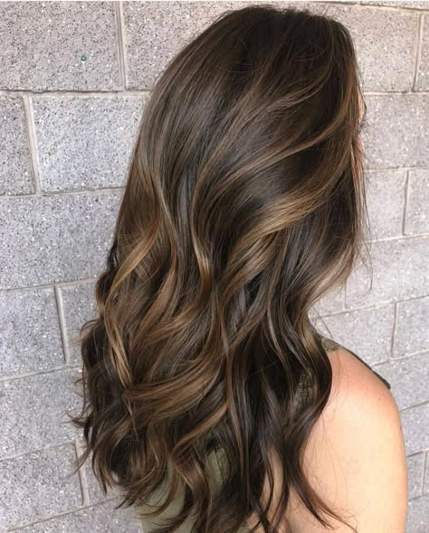 Brown Hair Inspo, Hair Color Light Brown, Brunette Balayage Hair, Brown Hair Balayage, Light Hair Color, Balayage Brunette, Brown Blonde Hair, Hair Color Balayage, Hair Inspiration Color