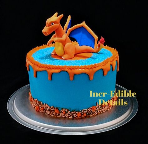 Charizard Cake Ideas, Pokemon Birthday Cake Charizard, Charzard Birthday Cakes, Charizard Party, Tort Pokemon, Charizard Birthday, Pokemon Birthday Party Cake, Charizard Cake, Pokemon Cakes