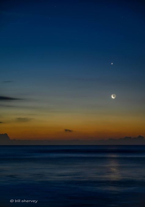 Venus Morning Star, Planet Venus, Venus From Earth, Venus Planet, Venus Star, Drawing Heads, Morning Sky, Morning Star, Blue Hour