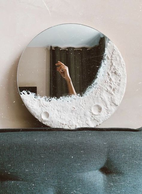 earlier I had asked this for my beach illusion project, now I’m asking for a moon project. I imagined the materials would be similar so I’d want to do them both.  Here’s some photos to get a clearer understanding of the direction I’m headed. Thank you all! Moon Projects, Moon Mirror, Rayong, Mirror Ideas, Moon Decor, Mirror Painting, Diy Mirror, Mirror Art, Moon Art