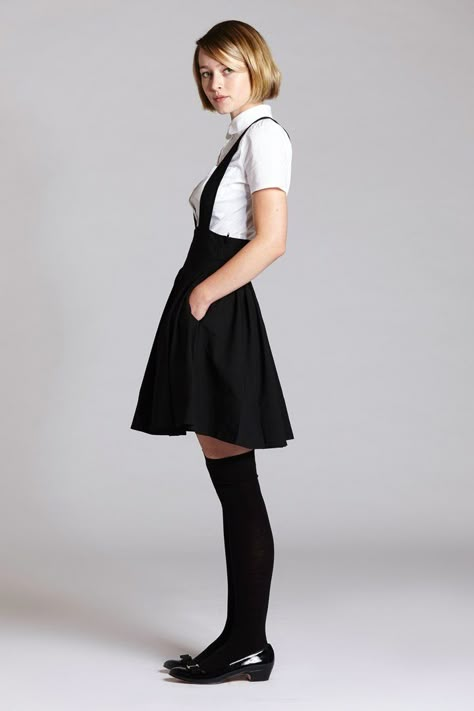 Skirts Suspenders Skirt, 일본 패션, People Poses, Female Pose Reference, Standing Poses, Suspender Skirt, Human Poses Reference, Zooey Deschanel, Black Socks