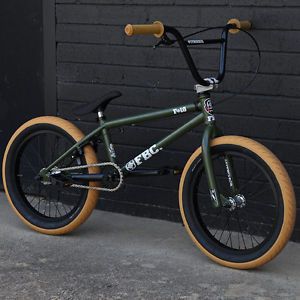 Bike Tricks, Black Bmx Bike, Haro Bmx, Bmx Cycles, Blue Bmx Bike, Best Bmx, Bmx Street, 26 Inch Bmx Cruiser, Bmx Bicycle