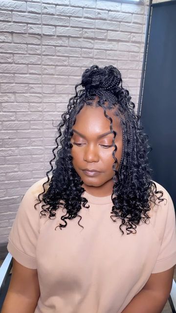 Retro Braids Black Women, Shoulder Length Boho Braids, Knotless Bob, Cutest Hairstyles, Braids Bob, Hair Facts, Bob Braids Hairstyles, Boho Knotless, Short Box Braids Hairstyles