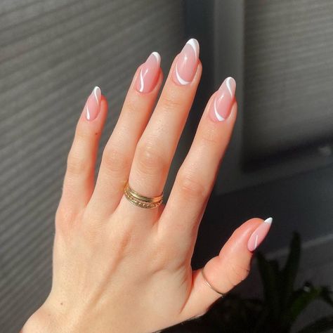 Mother’s Day Nails Ideas, Mother Day Nails, Mother’s Day Nails, Mothers Day Nails Ideas, Mothers Day Nails, Maternity Nails, Fashionable Mom, Plaid Nail Designs, Red Chrome Nails