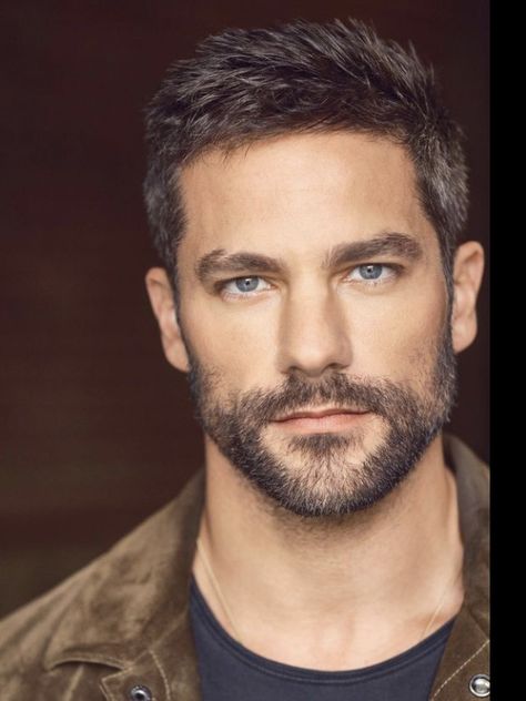 Dark Hair Blue Eyes, Brant Daugherty, Handsome Bearded Men, Mens Haircuts Short Hair, Classic Haircut, Mens Hairstyles Thick Hair, Male Faces, Men Haircut Styles, Mens Haircuts