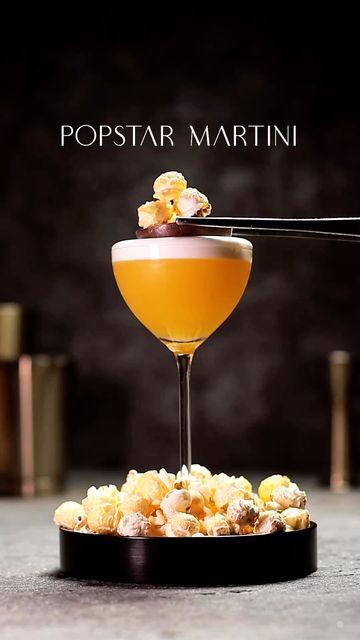 Fancy Cocktails Recipes, Fruit Syrup, Passion Fruit Syrup, Cocktail Shots, Cocktail Photography, Martini Recipe, Fancy Cocktails, Cocktail Garnish, Dry Vermouth