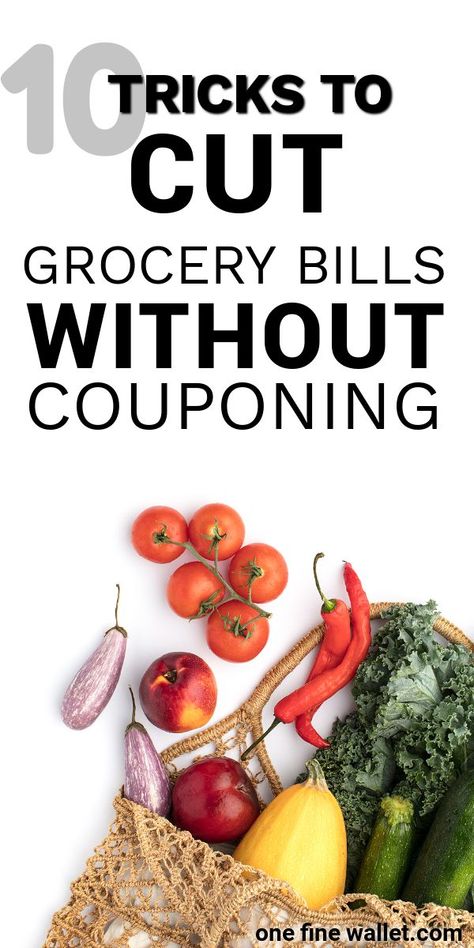 Money saving tips: Read smart ways to cut your grocery shopping bills without couponing. Save money on groceries and eat healthy! Cut Grocery Bill, Healthy Foods To Buy, Grocery Savings Tips, Eat On A Budget, Eating On A Budget, Meals On A Budget, Cheap Food, Budget Meal Planning, Grocery Budget