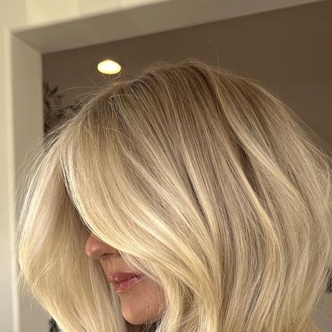 Natalie Mckell Hair, Annalynne Mccord Hair, Blonde Hair Looks, Haircut And Color, Naturally Curly, Good Hair Day, Color Inspo, Hair Inspo Color, Bobs Haircuts