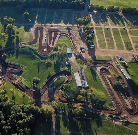 Motocross Tracks Backyard, Race Track In Backyard, Dirt Bike Tracks, Backyard Motocross Track, Dirtbike Tracks Backyard, Dirt Bike Track Backyard, Bike Track Backyard, Bike Jumps, Atv Track