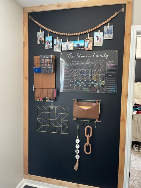 Small Apartment Command Center, Home Office Chalkboard Wall, Entry Command Center Wall, Rv Command Center, Wall Calendar Kitchen, Chalkboard Family Command Center, Command Wall In Kitchen, Laundry Room Small Space Storage, Mail Organization Wall