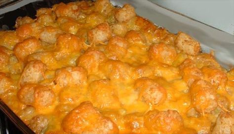 No-Meat Tater Tot Casserole (Vegetarian) from Food.com:   								Rich-tasting comfort food that's easy and yummy! I like to have a salad and a piece of bread and I call it dinner! Serve as a side dish or a vegetarian entree! Tater Tot Casserole Vegetarian, Cheesy Tater Tot Casserole, Casserole Vegetarian, Cheesy Tater Tots, Tater Tot Casserole Recipe, Tater Tot Recipes, Tater Tot Casserole Recipes, No Meat, Tot Casserole