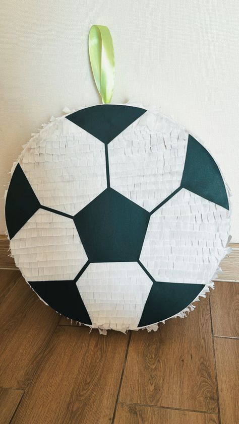 Messi Birthday Party Ideas, Soccer Birthday Party Ideas, Sports Day Decoration, Messi Birthday, Soccer Party Decorations, Football Theme Birthday, Soccer Birthday Party, Soccer Birthday Parties, Soccer Theme