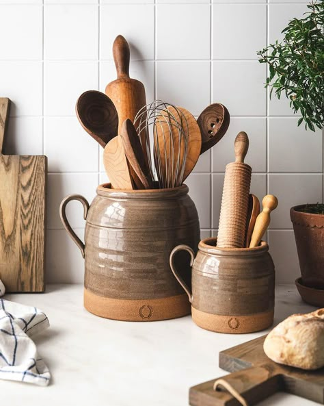 French Country Crock – Farmhouse Pottery French Style Kitchen, Country Crock, Kitchen Utensil Organization, Farmhouse Pottery, Farm Dogs, Olive Oil Bottles, Wheel Thrown Pottery, Pottery Inspo, Stunning Nature