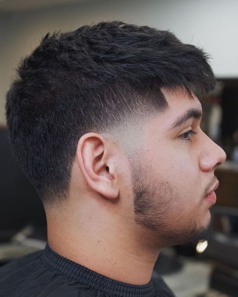 Temper Fade Haircut, Textured Low Fade, Mid Taper Fade Haircut Straight Hair, French Crop Mid Fade, Lower Fade, Low Taper Fade Haircut Straight Hair, Taper Fade Alto, Haircut For Fat Face, Mid Taper Fade Haircut