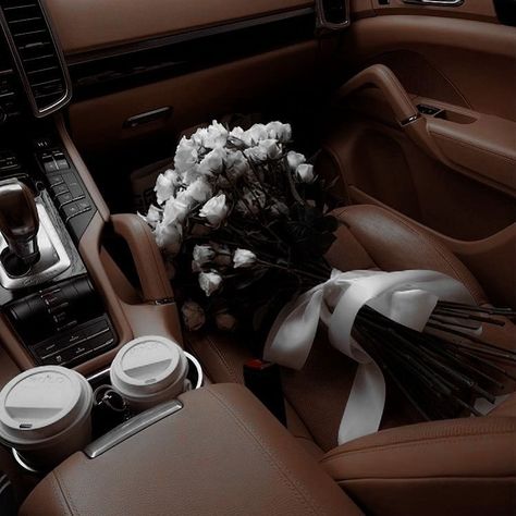 #pinterest Car Dark Aesthetic, Holding Hands In Car, Old Photo Edit, Car Dark, Dark Empire, Strong Female Lead, Photo Polaroid, Trendy Christmas Outfits, Luxury Aesthetic