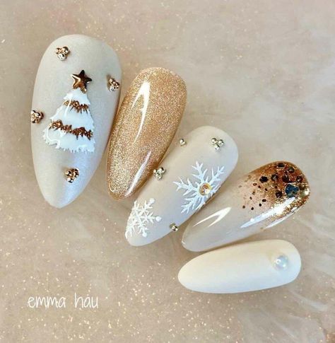 Xmas Nail Art, Cute Spring Nails, Christmas Gel Nails, Christmas Nails Acrylic, Winter Nail Art, Simple Nail, Strong Nails, Spring Nail, Xmas Nails