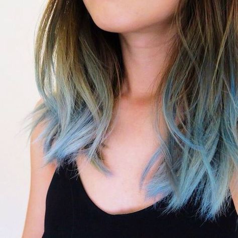 TragicPrincess☾☼ Blue And Green Hair, Dipped Hair, Dyed Tips, Hair Dye Tips, Blue Ombre Hair, Dip Dye Hair, Colored Hair Tips, Hair Guide, Ombre Hair Color