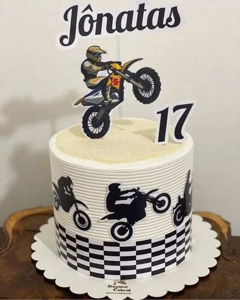 Motorcross Cake Ideas, Motor Cake, Motocross Cake, Bolo Motocross, Motorcycle Birthday Cakes, Motorcycle Birthday Parties, Motorcycle Cake, Cake Designs For Boy, Bike Cakes