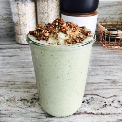 Breakfast Smoothie — shutthekaleup Mint Chip Smoothie, Shut The Kale Up, Hormonal Support, Chest Day Workout, Pine Pollen, Purely Elizabeth, Plant Based Smoothies, Summer Bodies, Chest Day