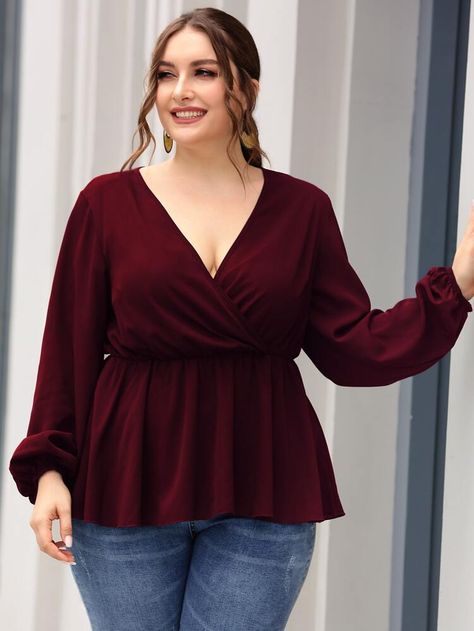 Ruffle Hem Blouse, Modest Dresses Fashion, Persian Fashion, Plus Size Style, Plus Size Summer Outfits, Peasant Sleeve, Casual College Outfits, Flattering Tops, Stylish Blouse Design