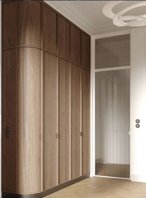 Wood Panel Closet, Japanese Wardrobe Design, Wooden Closet Doors, Wood Closet, Oak Interior, Cabinet Bedroom, Corner Cupboard, Japandi Interior, Build A Closet