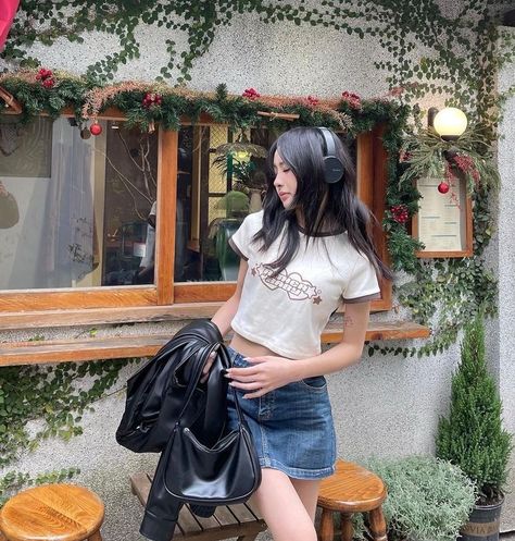 Acubi Summer Fit, Cute Aesthetic Outfits, My Property, To Cute, Cute Aesthetic, Ulzzang Fashion, 인물 사진, Casual Style Outfits, Lookbook Outfits