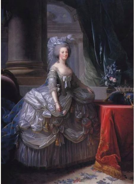 3. The pannier, or hoop petticoat was worn by women in the 1700s to give a wider sihlouette.  Much like a normal hoop skirt, the pannier gives the wearer an exagerated shilouette. Era Victoria, Thomas Gainsborough, Istoria Artei, French Royalty, Maria Theresa, Court Dresses, Historical Painting, 18th Century Fashion, Blue Gown