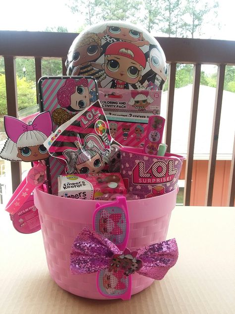 Lol Easter Basket Ideas, Small Easter Basket Ideas, Box Regalo, Unique Easter Baskets, Suprise Birthday, Doll Birthday Cake, Valentine Card Box, Candy Easter Basket, Kids Gift Baskets