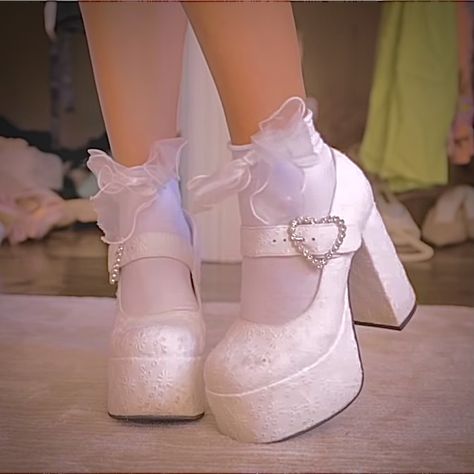 White Platform Heels Aesthetic, White Heels With Socks, White Aesthetic Heels, White Princess Heels, White Platform Heels Outfit, Pink Prom Heels, Aesthetic White Heels, White Thick Heels, White Heels Prom