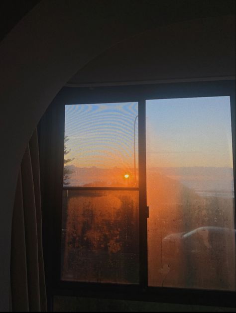 Sunrise, sunrise aesthetic, summer, summer morning, morning aesthetic 5am Aesthetic, Morning Aesthetic Sun, Watching The Sunrise Aesthetic, Early Morning City Aesthetic, Watching Sunrise Aesthetic, Early Morning Aesthetic Sunrise, Miracle Morning, Morning Motivation, Start The Day