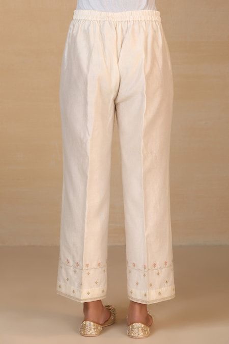 Silk Chanderi Pant Pallazo Pant, Plazo Designs, Plazo Pant, Plazo Pants, Women Trousers Design, Gigi Hadid Outfits, Straight Cut Pants, Simple Kurti Designs, Women Trousers