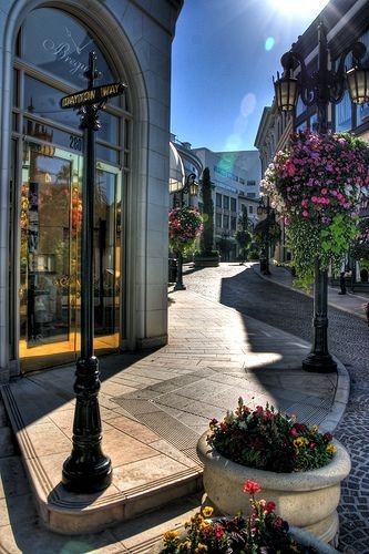 Los Angeles Wallpaper, Rodeo Drive Beverly Hills, Los Angeles Aesthetic, Los Angeles Travel, Los Angles, Rodeo Drive, Beverly Hills California, City Of Angels, Dream City