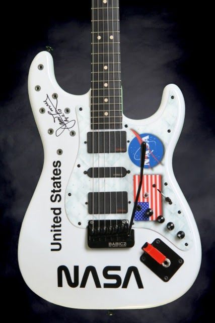 Doner Designs - NASA Guitar Sick Guitars, Beautiful Universe, Air Guitar, Apollo 13, Bass Guitar Lessons, Electric Guitar Design, Guitar Obsession, Custom Electric Guitars, Guitar Painting