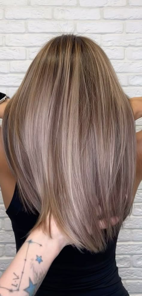 Hair Colour Ideas For Brunettes Caramel Highlights, Matte Blonde Hair Color, Hair Ideas For Pale Skin And Blue Eyes, Hair For White Skin Color, Cool Vanilla Blonde Hair, Dark Blonde Hair Fair Skin, Brown Hair Neutral Skin Tone, Mink Hair Color, Ash Hair Color Blonde