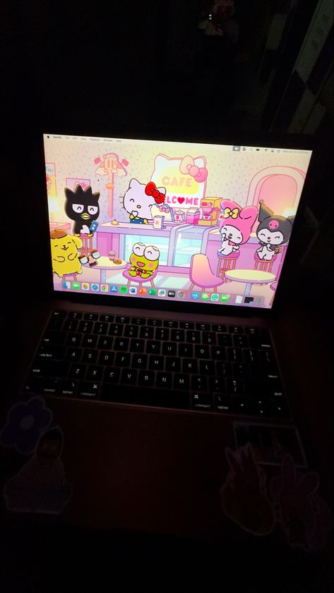 Hello Kitty Macbook Wallpaper, Hello Kitty Ipad Wallpaper, Hello Kitty Ipad, Macbook Aesthetic, Y2k Hello Kitty, Hello Kitty Baby, Y2k Hairstyles, Macbook Covers, Kitty Baby