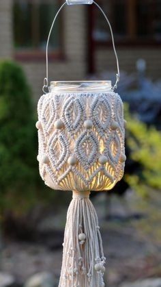 Glass Jar Ideas, Crochet Candle Holder Pattern, Boho Style Lighting, Macrame Lantern, Macrame Candle Holder, Macrame Light, Macrame Plant Hanger Patterns, Makramee Diy, Macrame Wall Hanging Patterns