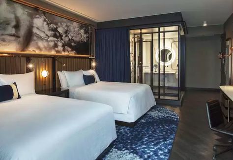 Guestroom Design, Hotel Interior Bedroom, Boutique Hotels Interiors, Hotel Style Bedroom, Boutique Hotel Room, Hotel Room Interior, Interior Hotel, Trendy Hotels, Hotel Lobby Design