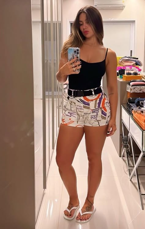 Virginia Fonseca Looks, Moda Kylie Jenner, Gymnastics Pictures, Shorts Fit, Looks Party, Indian Wedding Outfits, Women Lifestyle, My Clothes, Wedding Outfit