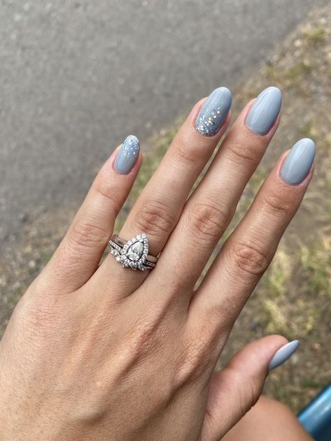 Bridemaids Nails Wedding Blue, Wedding Nails For Bride With Blue, Bridal Nails Wedding Dusty Blue, Elegant Wedding Nails For Bride Blue, Nails With Dusty Blue Dress, Wedding Blue Nails For Bride, Dusty Blue Nails Acrylic Designs, Bridal Nails Wedding Blue, Grey Oval Nails Designs