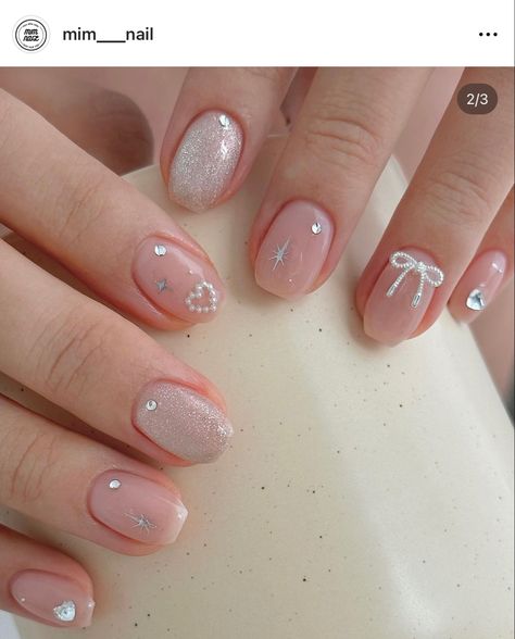 Glitter Nails Acrylic, Fake Nails Designs, Hippie Nails, Cute Simple Nails, Cute Spring Nails, Korean Nails, Glamour Nails, Simple Gel Nails, Pretty Gel Nails