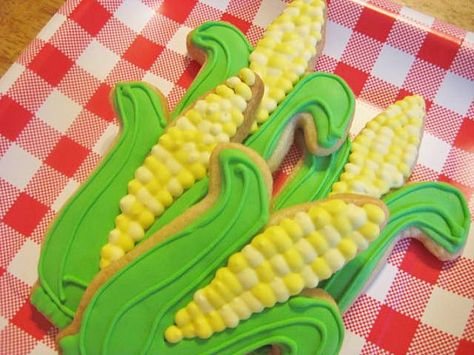 Corn on the cob sugar cookies on Etsy, $30.00 Corn Cookies Decorated, Farmer Cookies Decorated, 4-h Cookies Decorated, Corn On The Cob Cookies Decorated, Farm Sugar Cookies, Farm Royal Icing Cookies, Rainbow Corn, Farm Cookies, Flooding Cookies