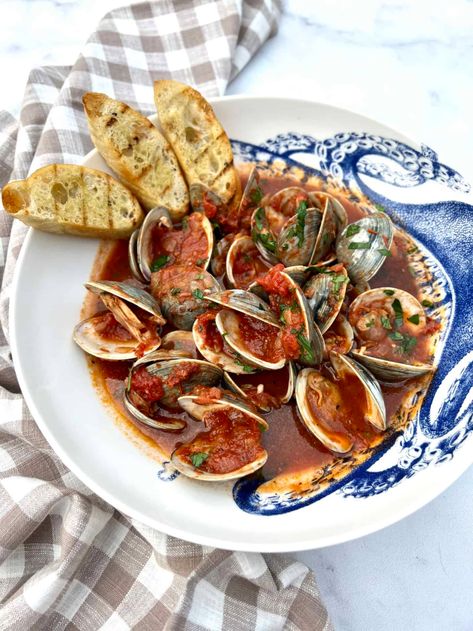 Maine Littleneck Clams with Tomato Wine Broth | Maine Seafood Littleneck Clam Recipes, Littleneck Clams, Maine Seafood, Tomato Broth, Clam Recipes, Broth Recipes, Sea Food, Seafood Dishes, Restaurant Recipes