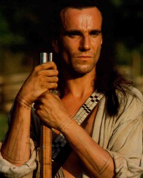 Daniel Day-Lewis as Hawkeye (Nathaniel Poe) in "The Last of the Mohicans", 1992 Daniel Day Lewis, The Last Of The Mohicans, Last Of The Mohicans, Spanish Movies, Sofia Loren, Daniel Day, Edward Norton, Day Lewis, Serge Gainsbourg