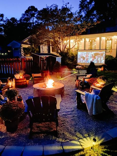 Bonfire Party Ideas Backyard Fall, Bonfire Party Ideas Backyard Winter, Bonfire Party Ideas Backyard, Backyard Campfire Party, Bonfire Party Ideas, Bonfire Pit Ideas, Fire Pit Ideas Backyard, Backyard On A Budget, Fire Pit Patio Set