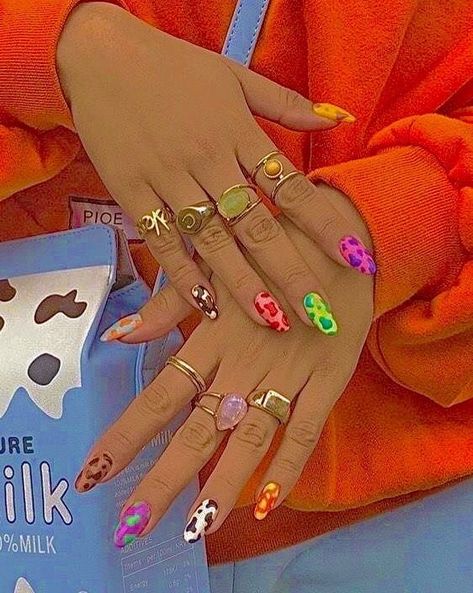 Italy Nails, Music On Spotify, Really Cute Nails, Summer Acrylic Nails, Indie Aesthetic, Fire Nails, Indie Kids, Funky Nails, Dream Nails