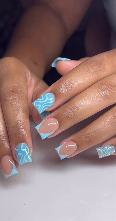 The latest nail style trend to hit Instagram is a creative way to celebrate the season. Users are uploading images of nails painted to look like the knit sweaters that are perfect for this time of the year.  ... Short Nail Blue Designs, Square Teal Nail Designs, Short Arclyc Nail Ideas Square, Short Nail Designs With Flowers, Gel Nail Designs Colorful, Dope Short Nail Designs Blue, White Talavera Nails, Short Blue Acrylic Nails Designs, Spring Short Square Nails