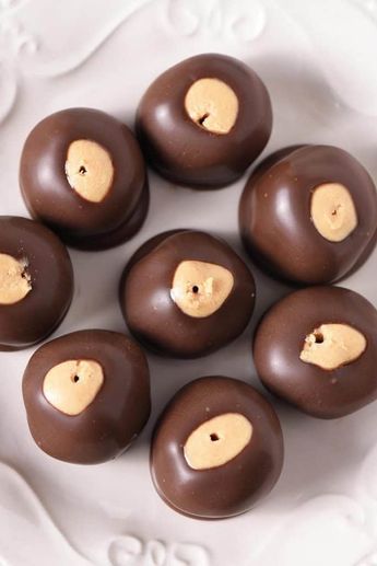 Paula Dean Peanut Butter Balls, Small Batch Buckeye Balls, Pretzel Buckeye Bites, Peanut Butter Balls Dipped In Chocolate, Almond Butter Buckeyes, Recipe For Buckeye Balls, Graham Cracker Buckeyes, Buckeyes Recipe Easy 4 Ingredients, Easy Peanut Butter Buckeyes