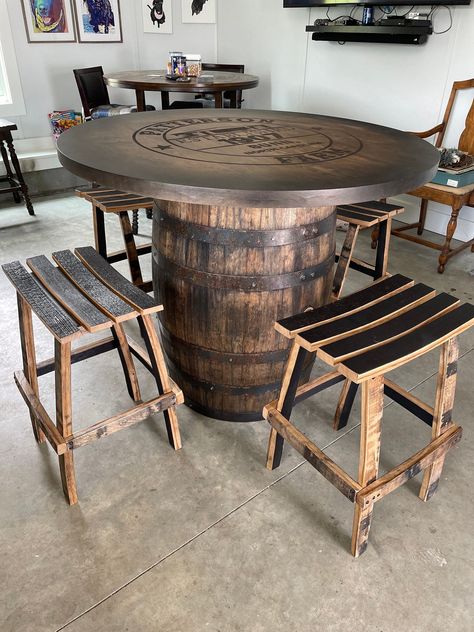 Whiskey Barrel Outdoor Table, Whiskey Barrel Projects, Lakehouse Bar Ideas, Bar In Garage Ideas, Whiskey Barrel Decorating Ideas, Whiskey Barrel Bar Ideas, Barrel Bar Ideas, Barrel Table Ideas, Bourbon Barrel Projects