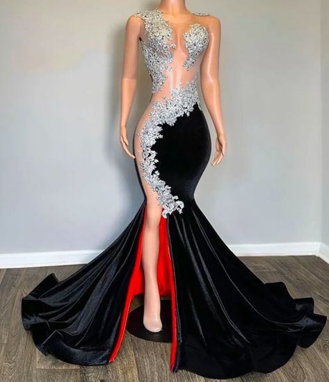 Prom Things, Silver Prom Dress, Sparkly Prom Dresses, Gorgeous Prom Dresses, Prom Girl Dresses, Senior Prom Dresses, Classy Prom Dresses, Stunning Prom Dresses, Dream Dresses